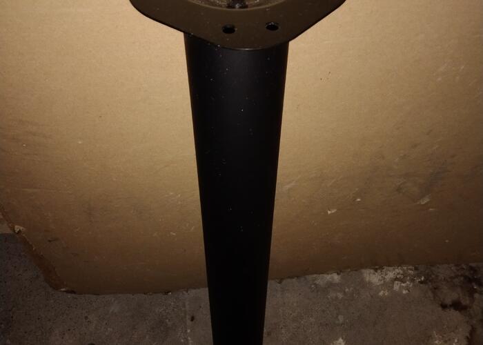 Grajewo ogłoszenia: Sprzedam cztery nogi do stołu.Cena 30 zł.