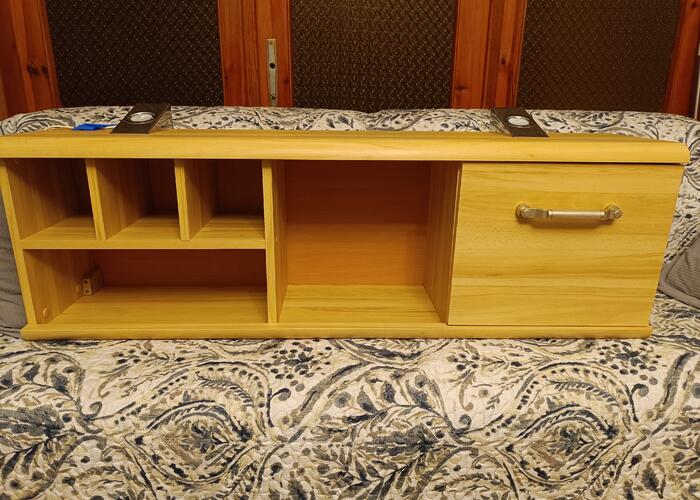 Grajewo ogłoszenia: Sprzedam wiszącą szafkę o wymiarach 120cmx 38 cm. Stan bdb,...