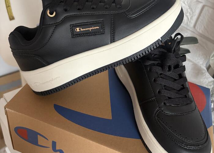 Grajewo ogłoszenia: Sprzedam nowe buty rozmiar 38 długość wkładki wewnętrznej 24cm